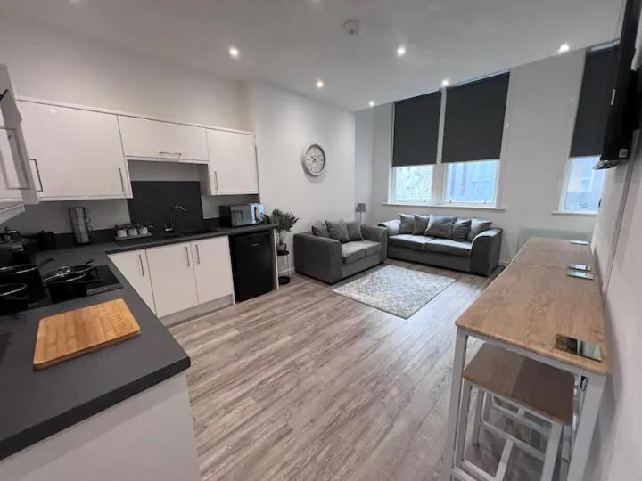 Monthly Stays Liverpool Exterior photo